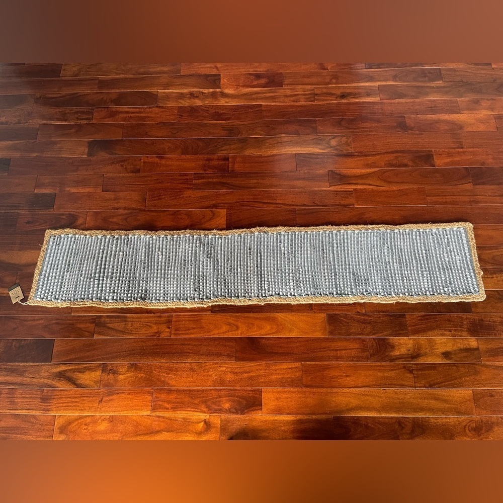 Harman Naturals - 13x72 inch - Grey & White Cotton/Jute Woven Table Runner - Picture 2 of 3